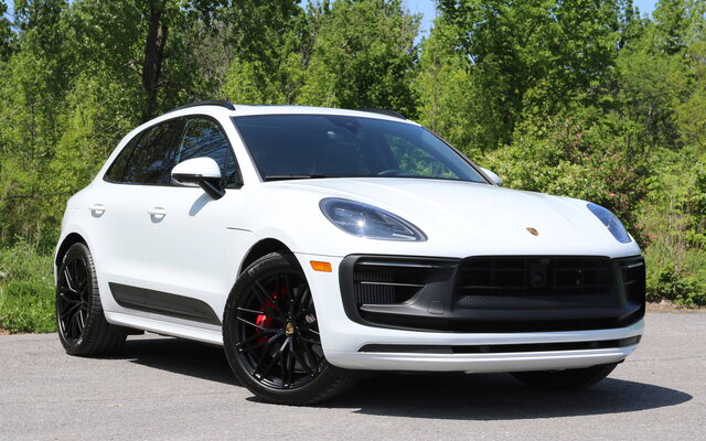 Porsche Macan 2024 का लग्जरी डिज़ाइन और बेहतरीन परफॉर्मेंस