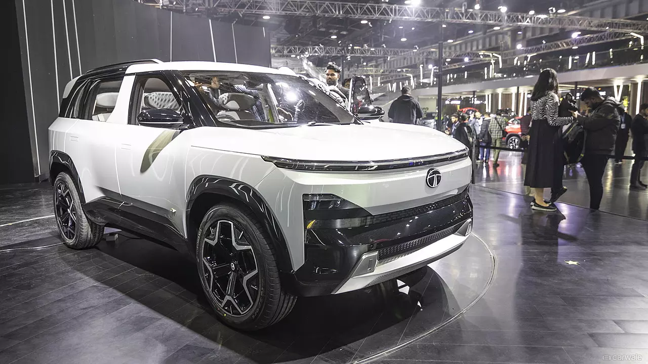 tata-sierra-ev-right-front-three-quarter0 2025 में आ रही Tata Harrier EV